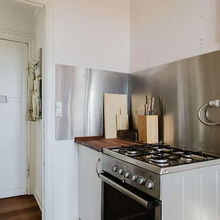 Cozy Close To Center Leilighet *